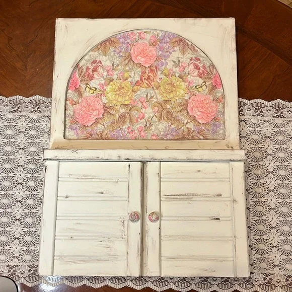 Refinished Hidden Key Rack Decor - Picture 1 of 11